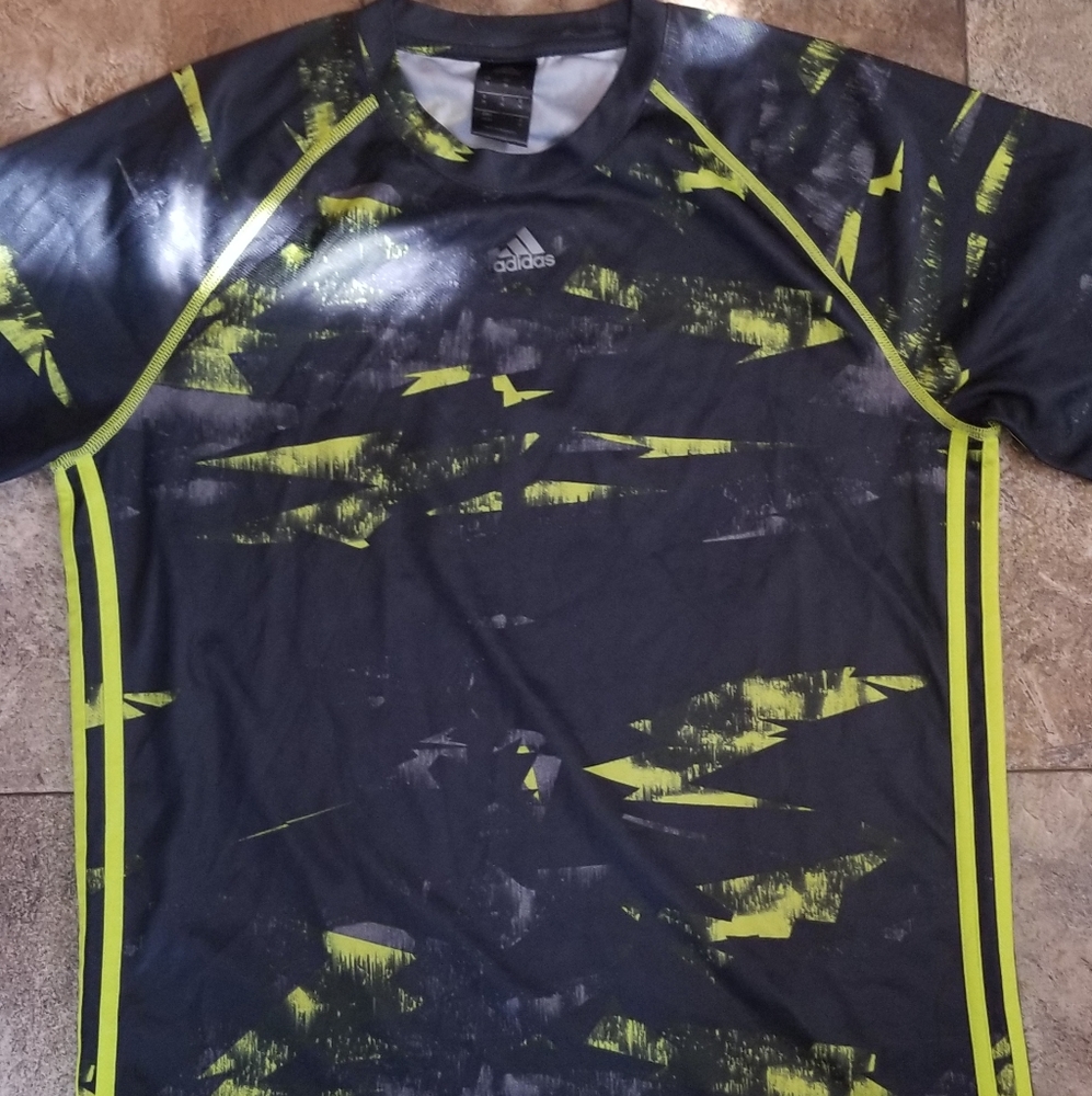Mend Addidas Dry Fit Workout Shirt